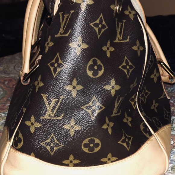 Authentic Louis Vuitton Beverly Monogram Purse - Picture 3 of 7